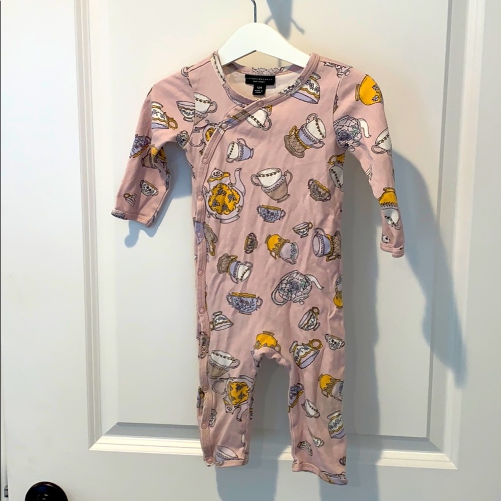🌵3 for $15🌵Victoria Beckham tea cup jumpsuit